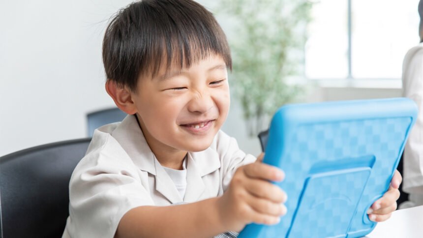 スマホはまだ早い！子ども向けデバイスの魅力【myFirst シリーズ】